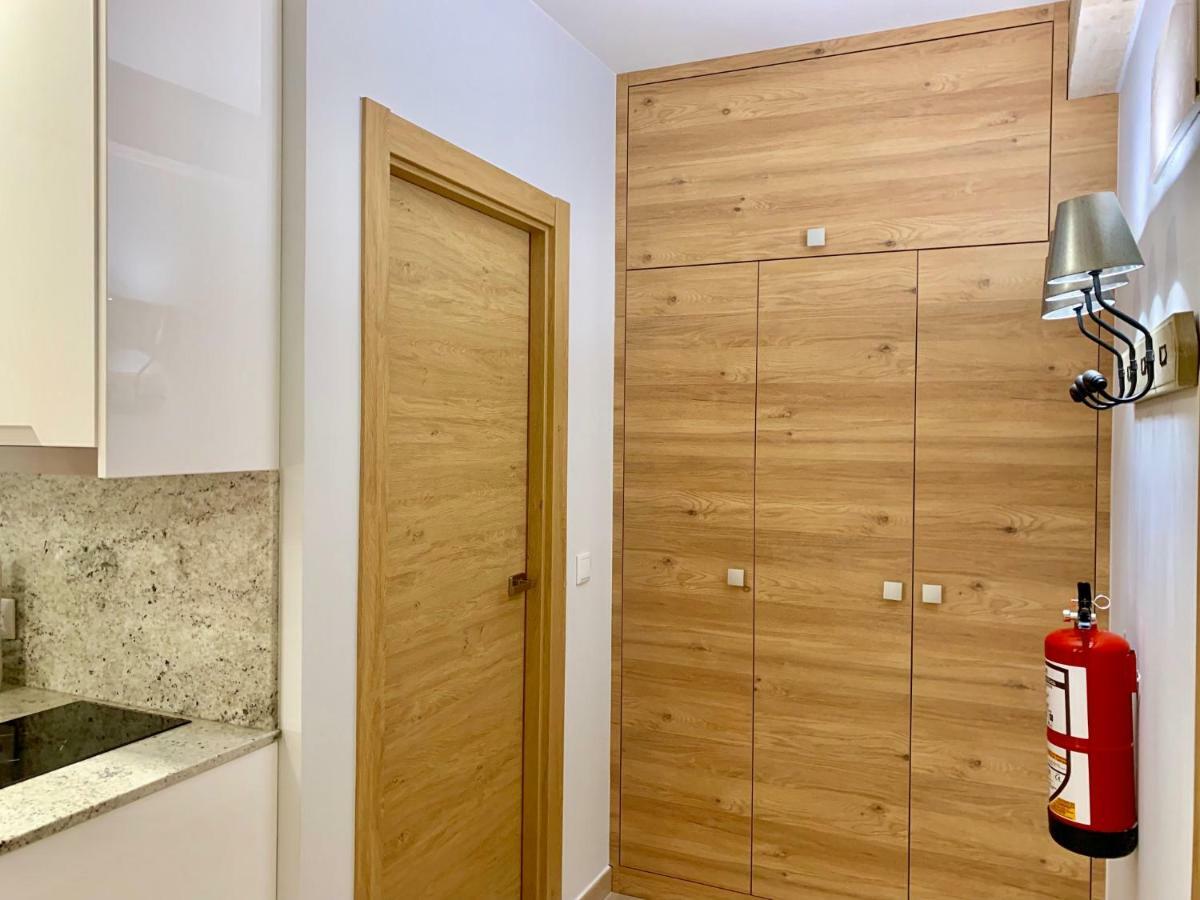Garnica5 Suites Torrelavega Exterior photo